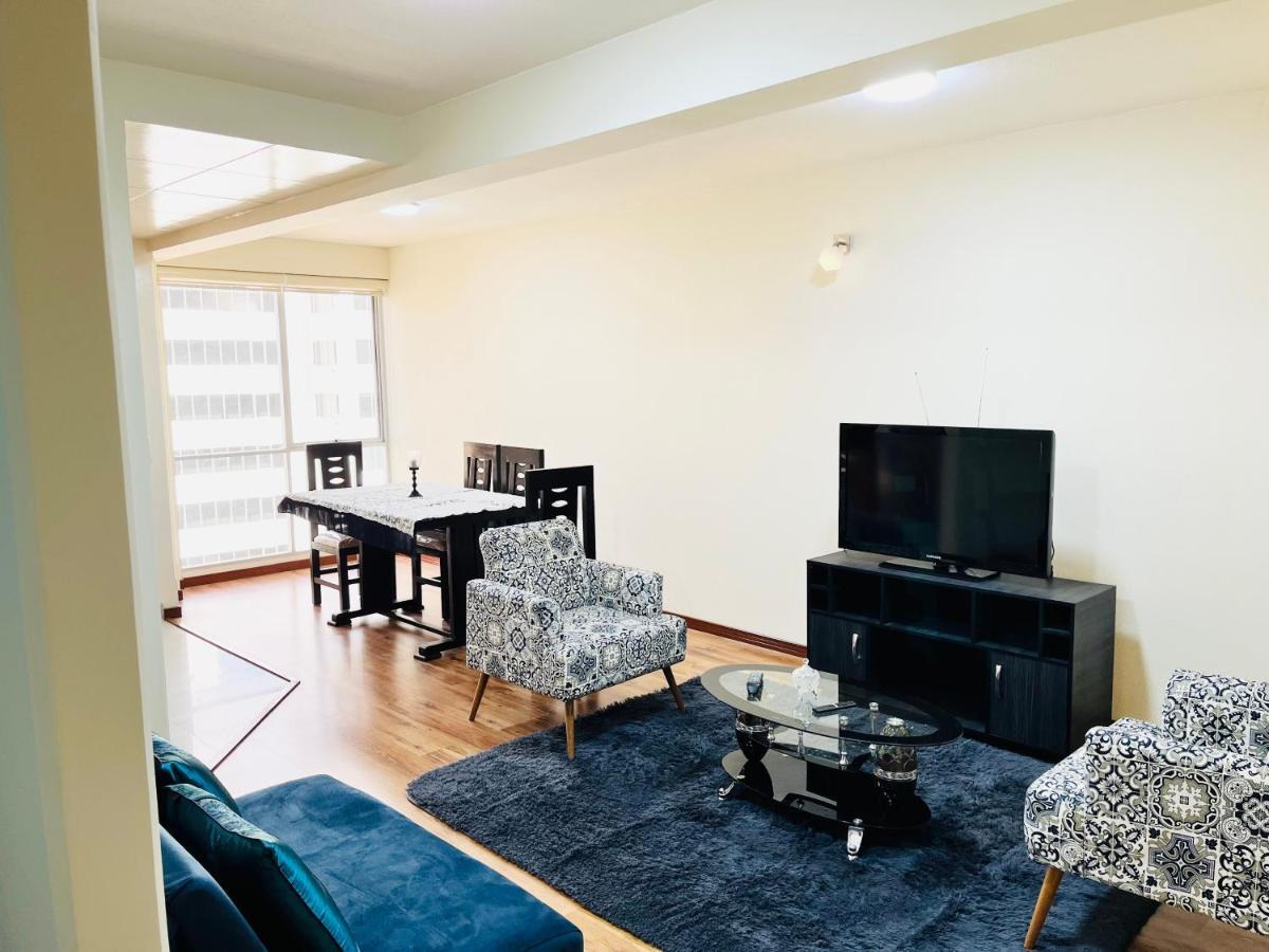 Moderno Y Comodo Apartamento Con La Mejor Ubicacion En Sopocachi Apartment La Paz Bagian luar foto